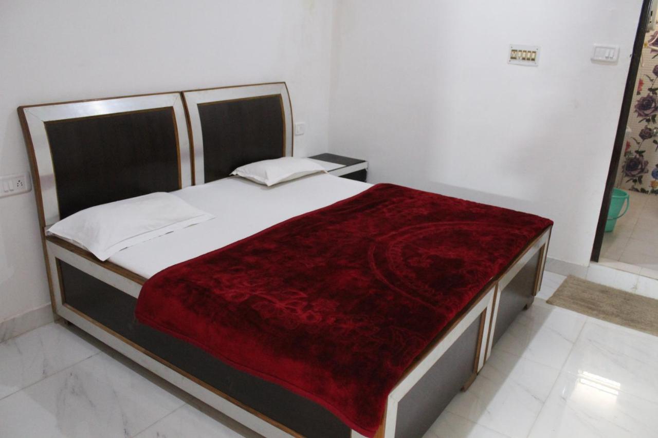 Sunset Backpackers Hostel Orchha Exterior foto